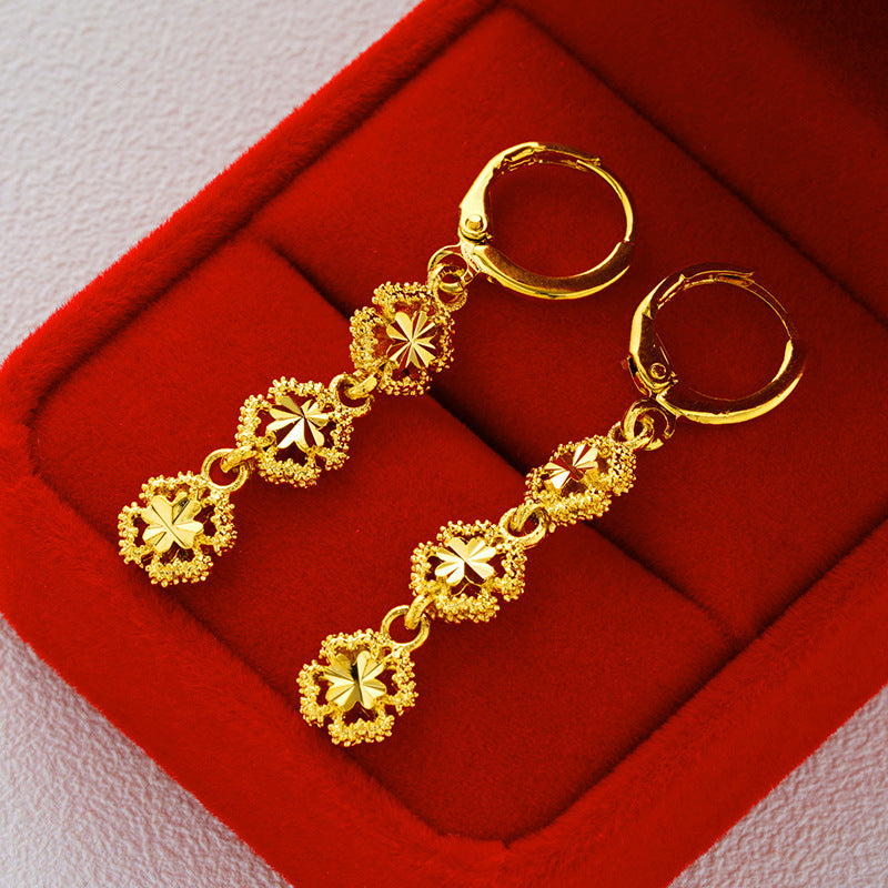 Brass Plated Gold Heart-shaped Earrings Lady Temperament Jewelry