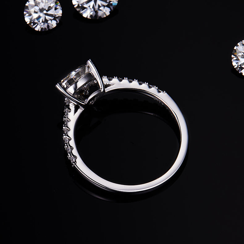 Trinity Glow – Triangle Moissanite Ring (S925 Silver)