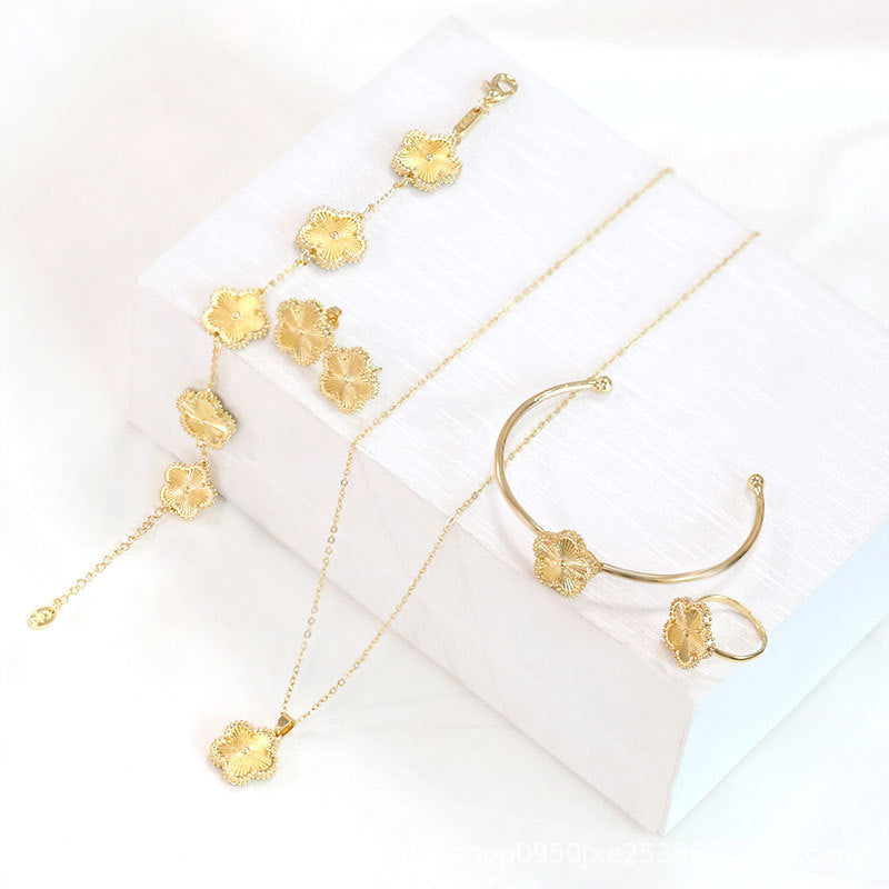 Pendant Necklace Ear Stud Bracelet Ring