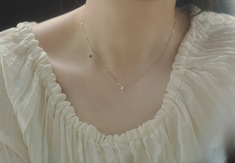 Women’s 14K Yellow Gold Single Diamond Necklace – Minimal Fine Jewelry
