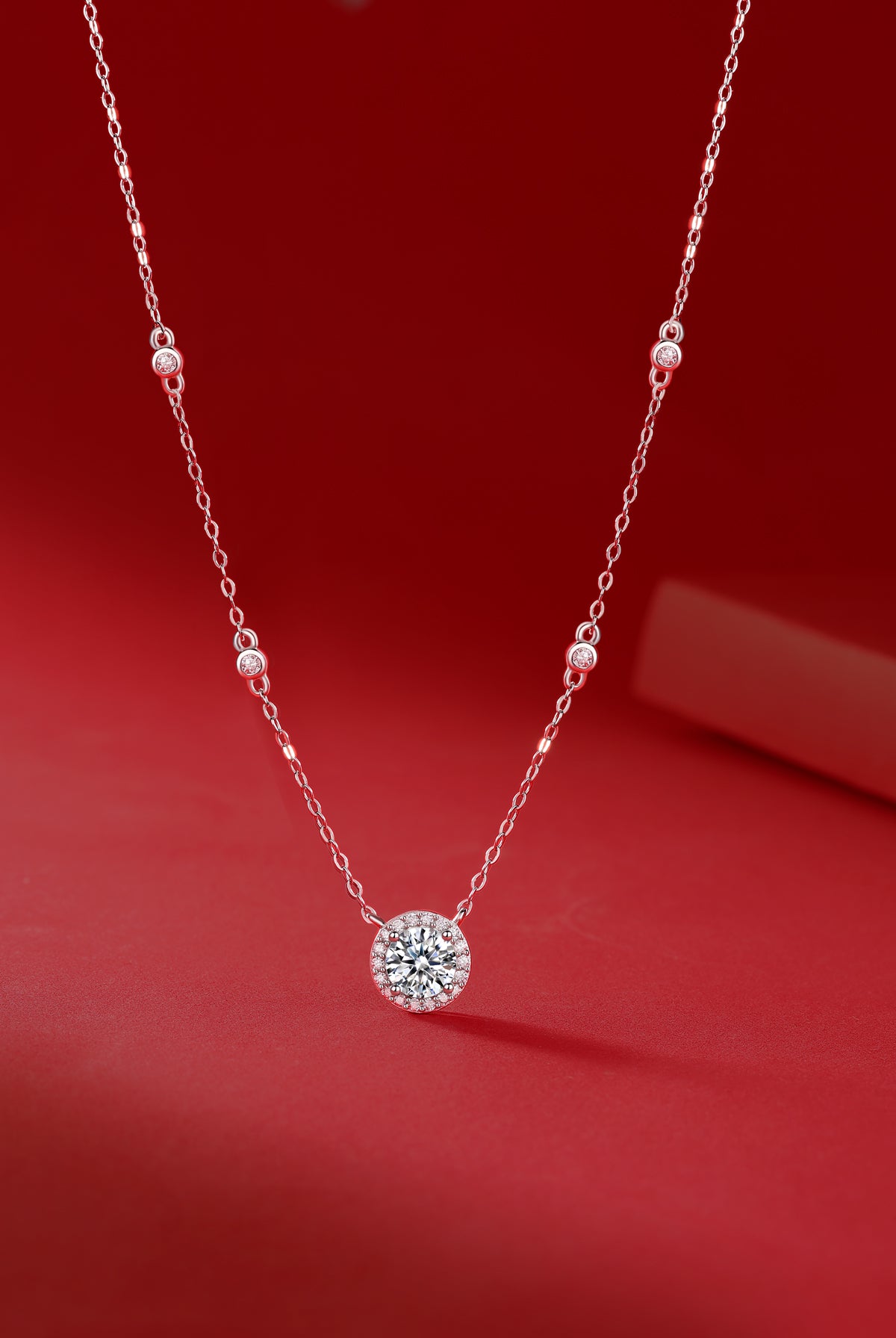 Twinkling Starlight Moissanite Necklace — Platinum-Plated S925 Silver