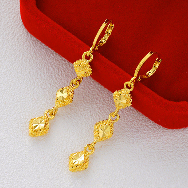 Brass Plated Gold Heart-shaped Earrings Lady Temperament Jewelry