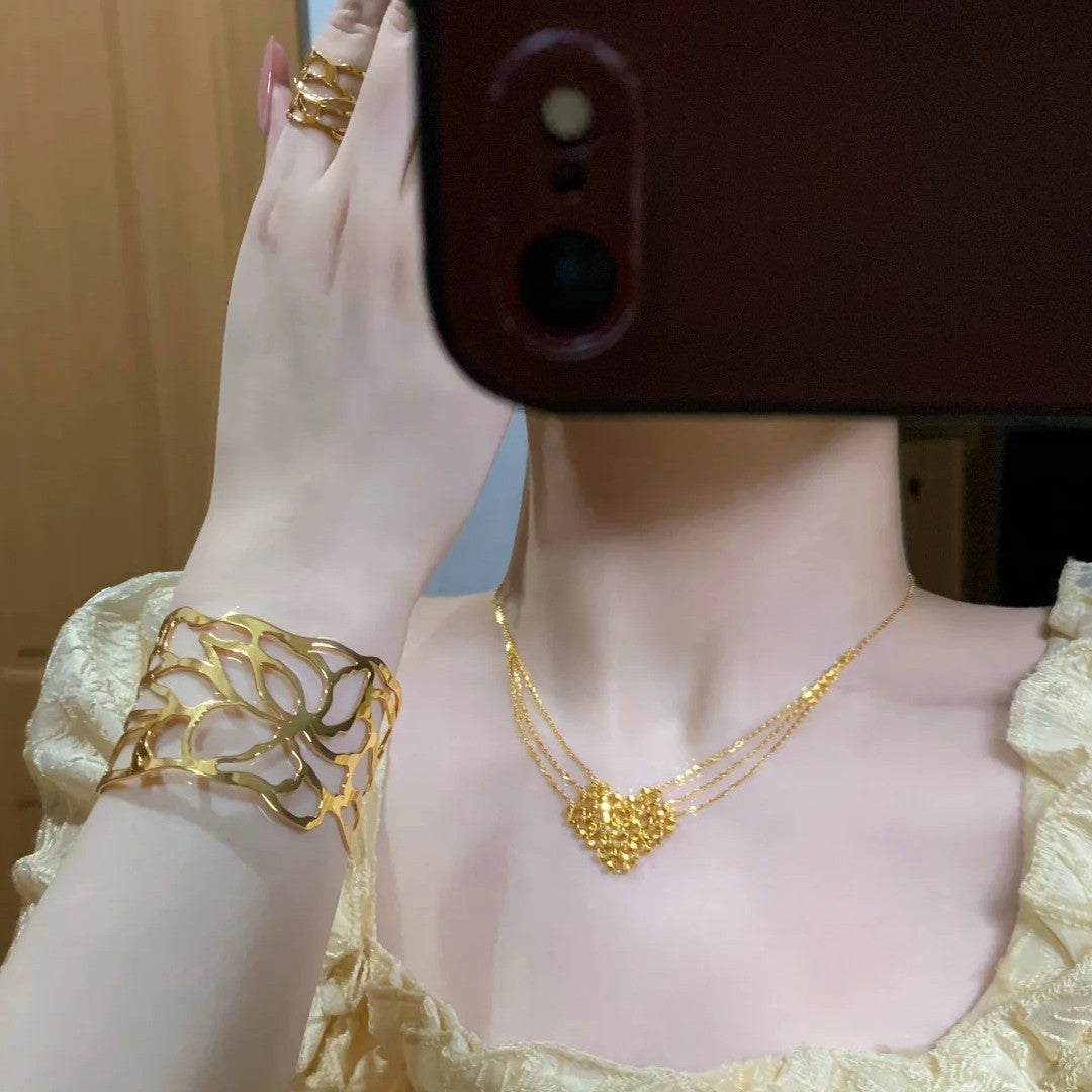 Disco Bead Heart Necklace – Gold-Plated