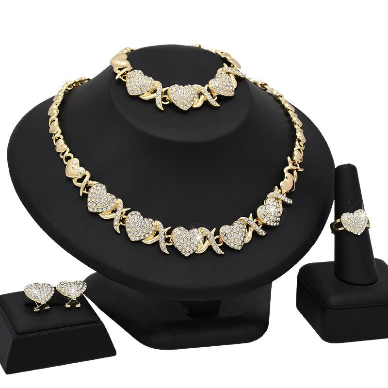 Aurelie Heart Jewelry Set – 18K Gold Plated