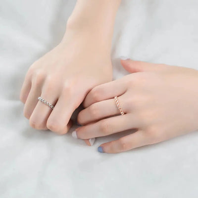 Maricel Long New Copper-Plated Platinum Heart Interlocking Ring